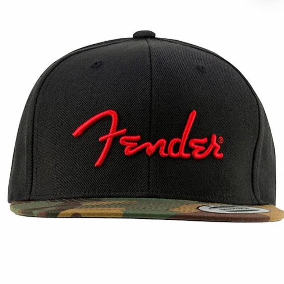 FENDER Black Flatbill Hat with Red Logo and Camouflage Brim Unisex NWT - Picture 2 of 7